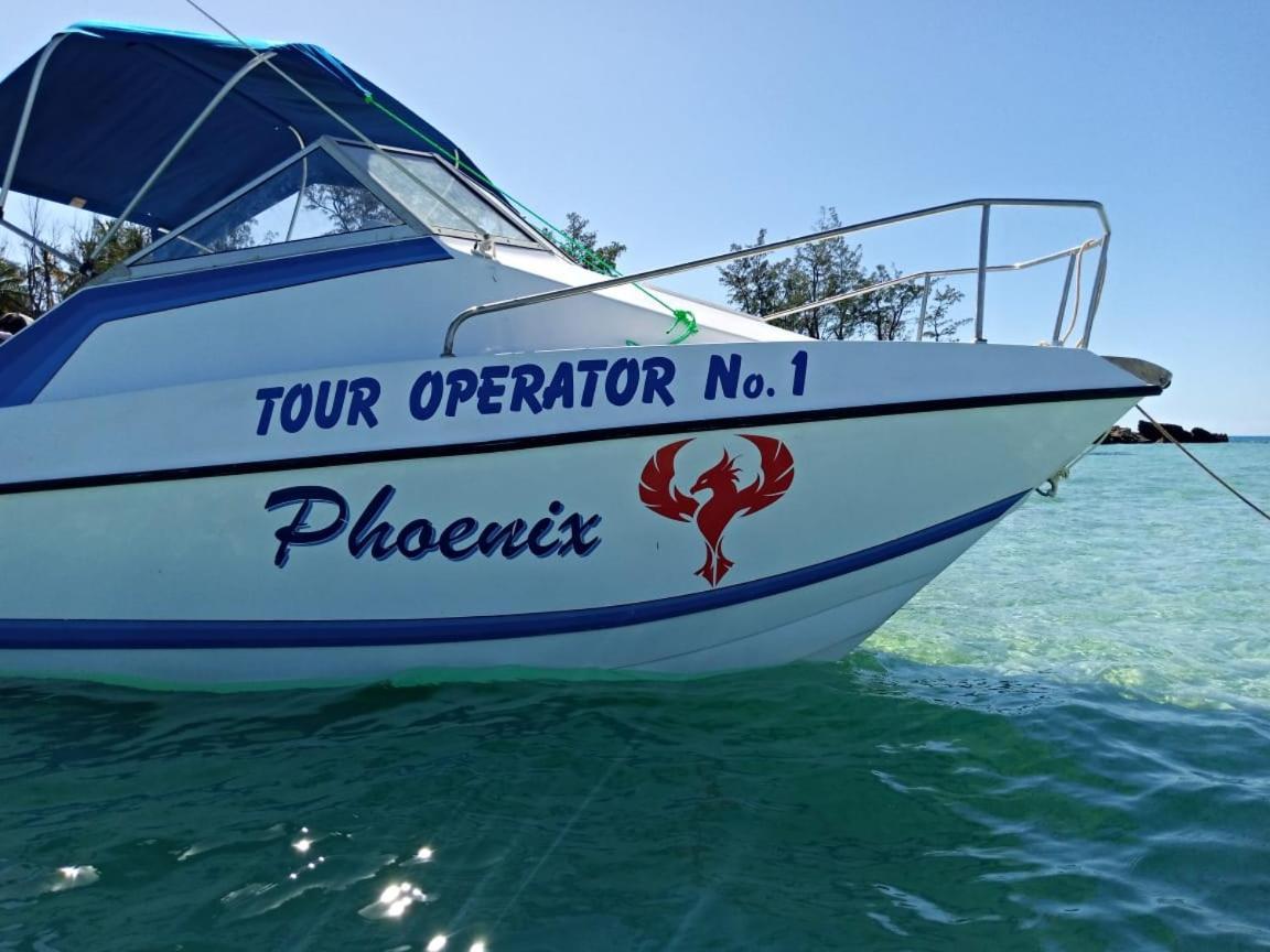 Dolphin Dhow Beach Safaris Vilanculos Exteriör bild