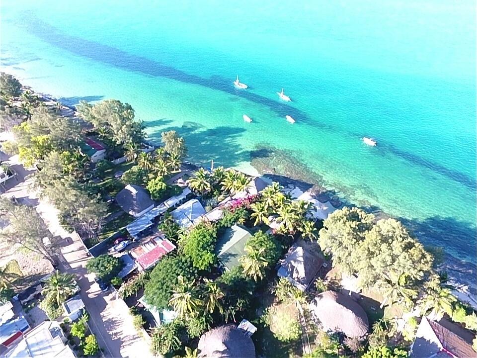 Dolphin Dhow Beach Safaris Vilanculos Exteriör bild