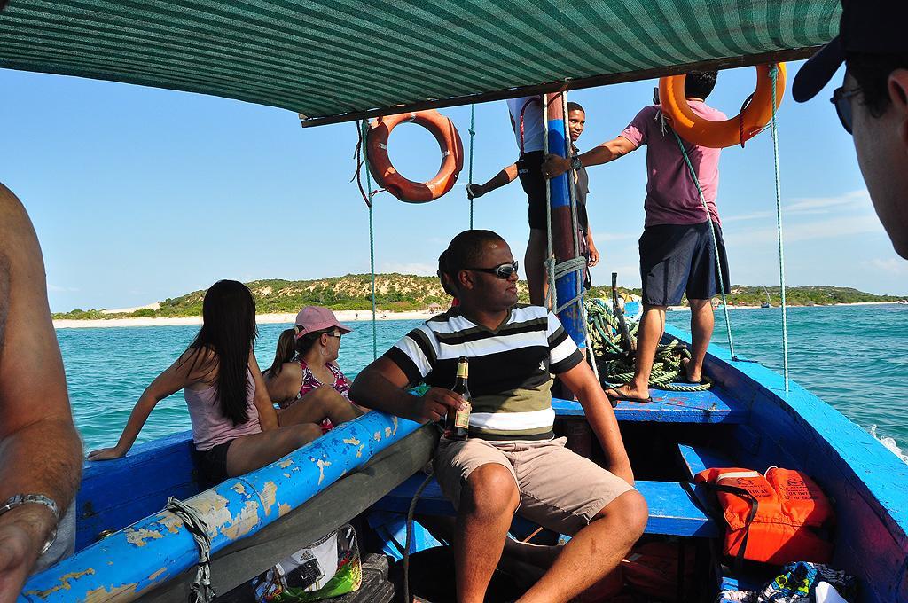 Dolphin Dhow Beach Safaris Vilanculos Exteriör bild